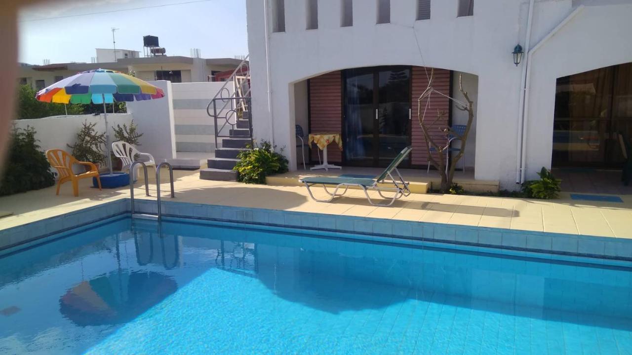 Villas Irene 5 Family Apartments Kokkini Hani Exterior photo